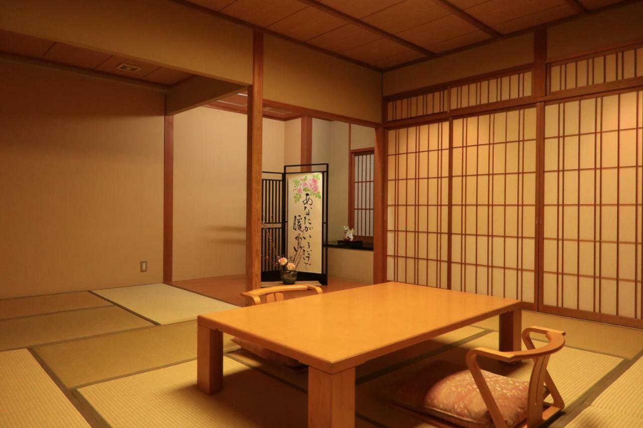 Izumiya Ryokan Kyoto Exteriör bild