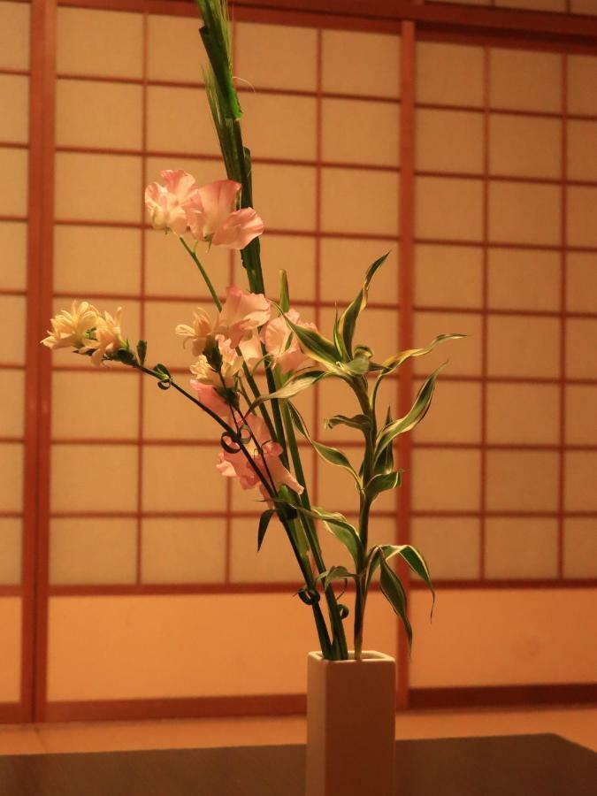 Izumiya Ryokan Kyoto Exteriör bild